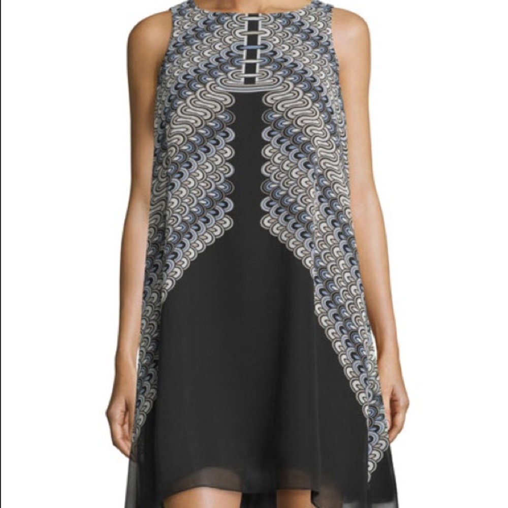Max Studio • Printed Trapeze Dress - Picture 3 of 4